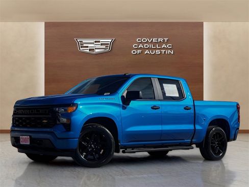 Used 2024 Chevrolet Silverado 1500 Custom image 1