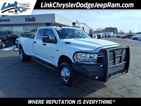 Used 2024 RAM 3500 Big Horn w/ Bed Utility Group image 1