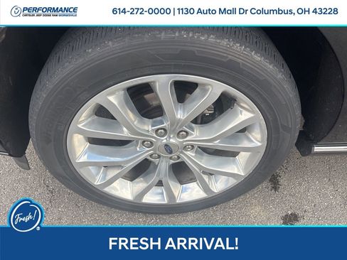 Used 2019 Ford Expedition Max Platinum image 10