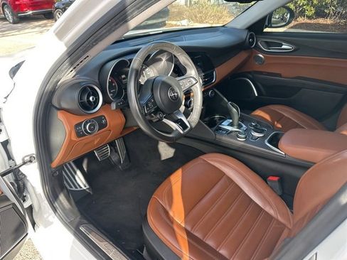 Used 2020 Alfa Romeo Giulia Ti w/ Quick Order Package 22Z Lusso image 15