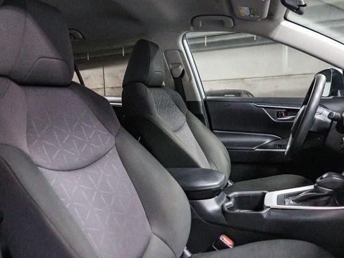 Certified 2024 Toyota RAV4 XLE FWD image 17