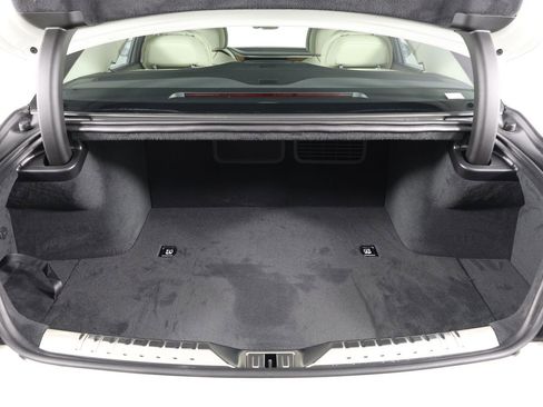 New 2026 Bentley Flying Spur Plug-In Hybrid image 31