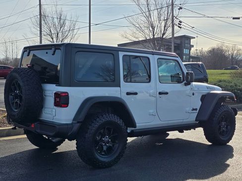 Used 2024 Jeep Wrangler Willys image 5