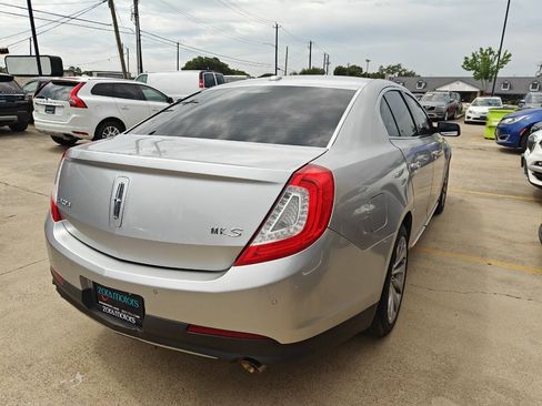 Used 2013 Lincoln MKS FWD image 7