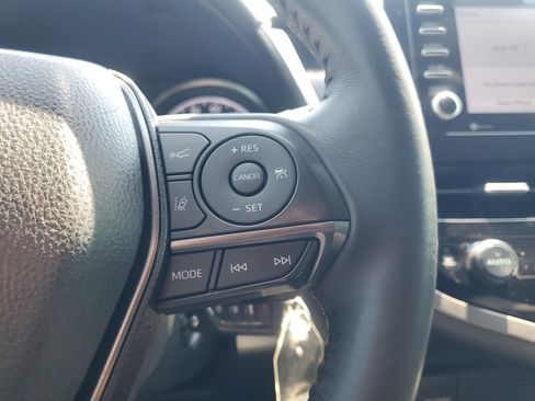 Used 2024 Toyota Camry SE image 22