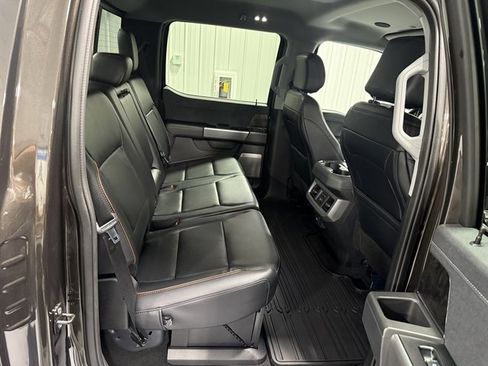 Used 2025 Ford F350 Lariat w/ Lariat Ultimate Package image 28