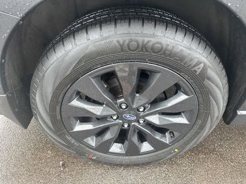 Certified 2024 Subaru Outback Onyx Edition image 32