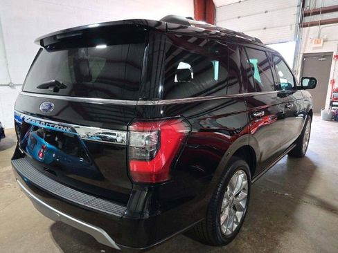 Used 2019 Ford Expedition Limited w/ Equipment Group 302A AWD/4WD image 3