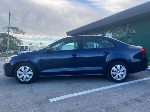 Used 2014 Volkswagen Jetta SE FWD image 4