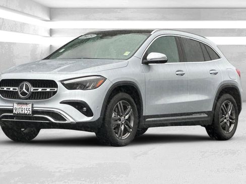 Certified 2025 Mercedes-Benz GLA 250 4MATIC image 8