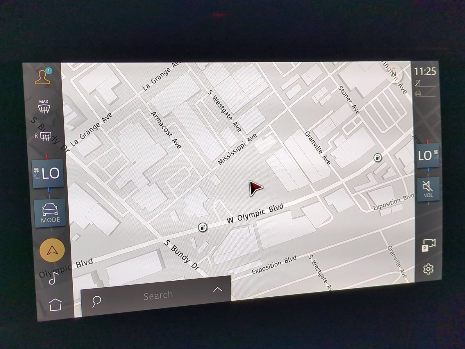 New 2026 Land Rover Discovery Sport Landmark AWD/4WD image 20