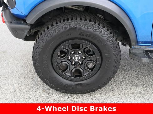 Used 2021 Ford Bronco Wildtrak image 11