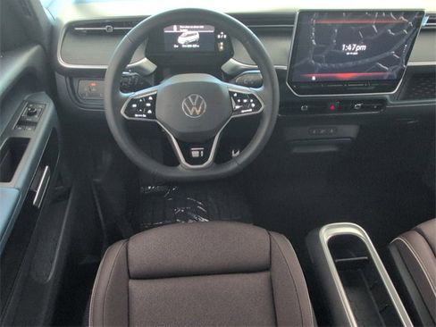 New 2025 Volkswagen ID. Buzz Pro S Plus image 8