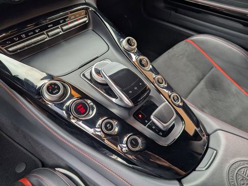 Used 2016 Mercedes-Benz AMG GT S image 28