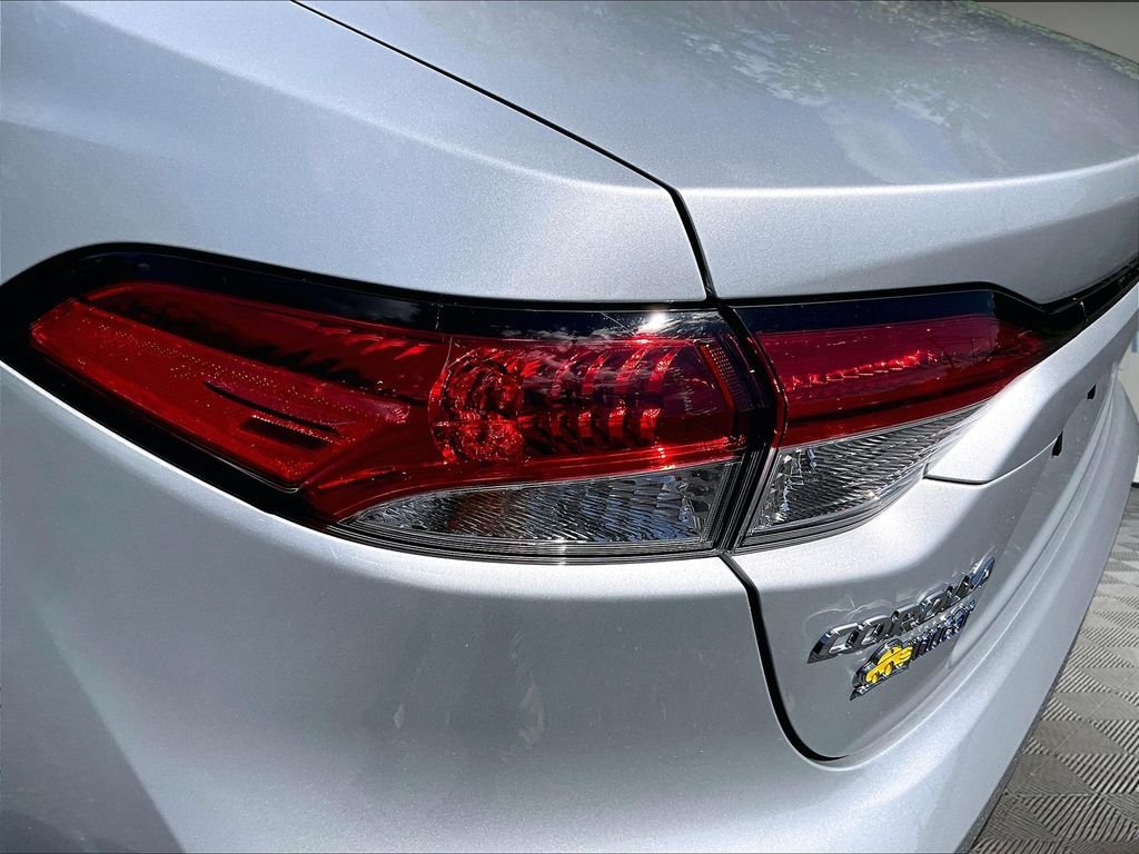 Used 2026 Toyota Corolla LE FWD image 33