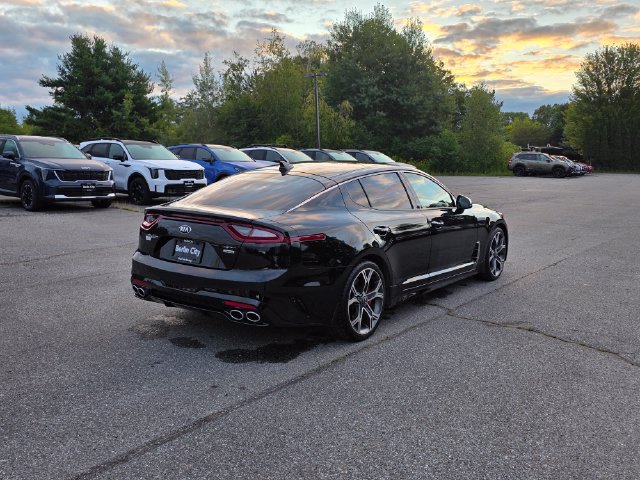 Used 2019 Kia Stinger GT1 AWD/4WD image 8