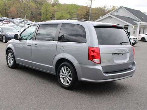 Used 2020 Dodge Grand Caravan SXT image 6