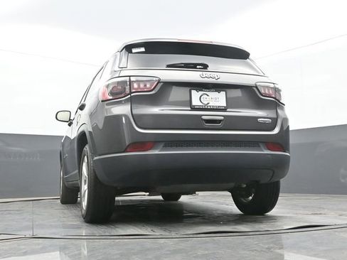 Used 2021 Jeep Compass Latitude w/ Convenience Group FWD image 57