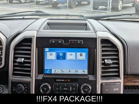 Used 2019 Ford F150 Lariat w/ FX4 Off-Road Package AWD/4WD image 27