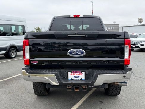 Used 2017 Ford F250 Lariat w/ Lariat Ultimate Package image 4