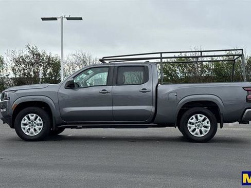 Used 2024 Nissan Frontier SV w/ Technology Package image 7