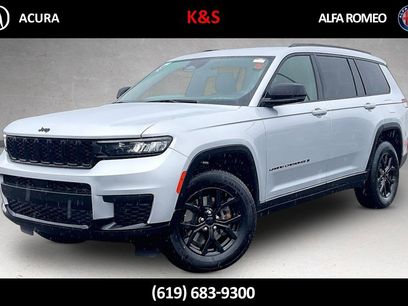 Used 2024 Jeep Grand Cherokee L Laredo