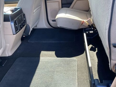 Used 2019 Ford F150 XLT w/ Equipment Group 302A Luxury image 39