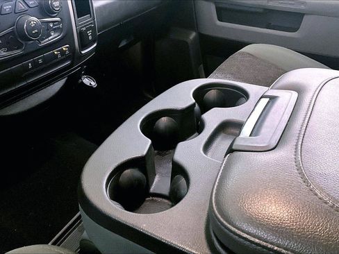 Used 2019 RAM 1500 Big Horn image 16