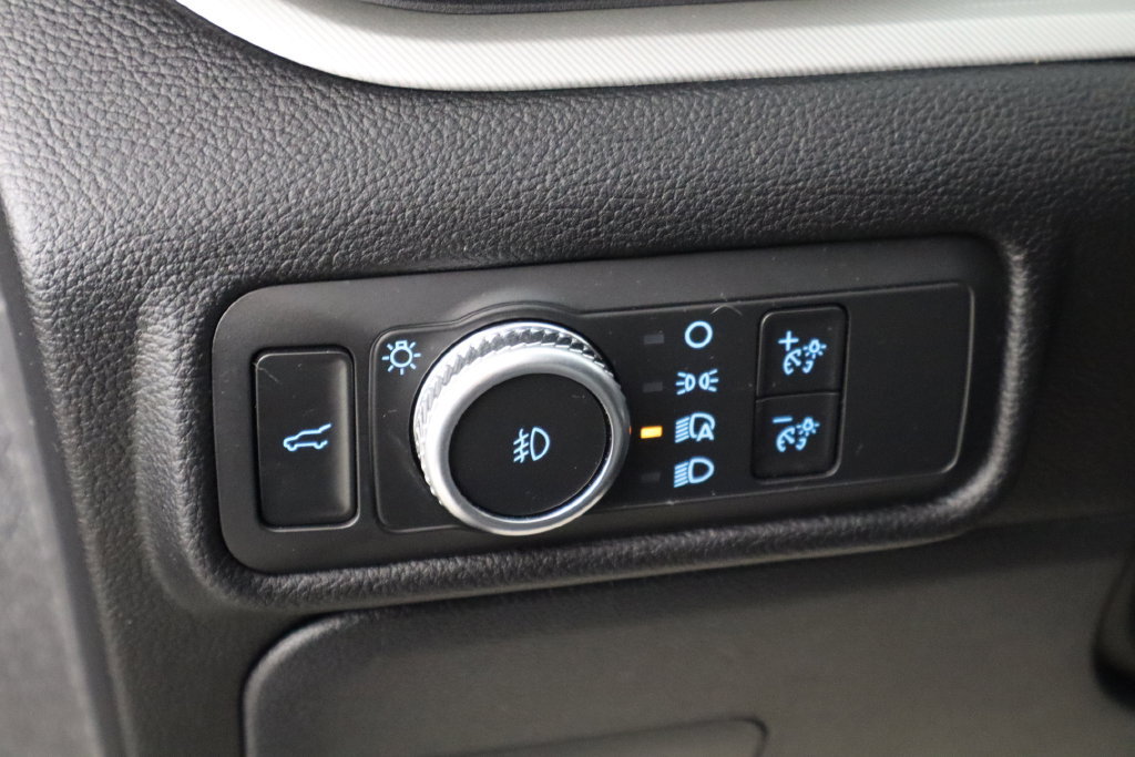 Used 2022 Ford Explorer XLT w/ Equipment Group 202A AWD/4WD image 23