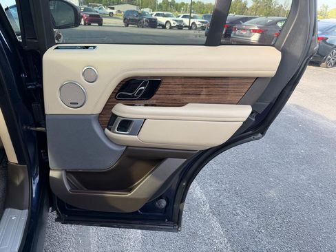 Used 2020 Land Rover Range Rover HSE AWD/4WD image 16