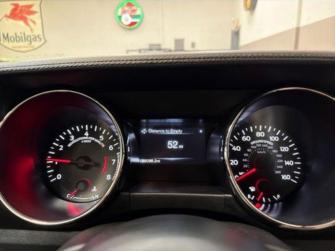 Used 2017 Ford Mustang Coupe image 20