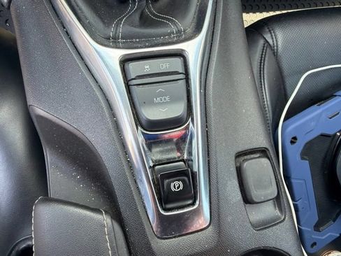 Used 2019 Chevrolet Camaro LS RWD image 41
