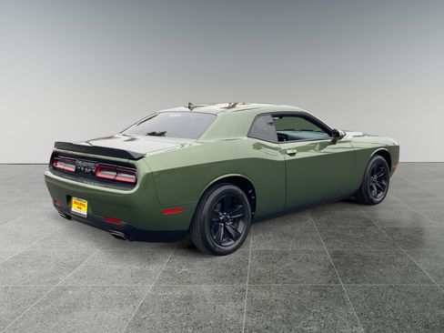 Used 2023 Dodge Challenger SXT RWD image 5