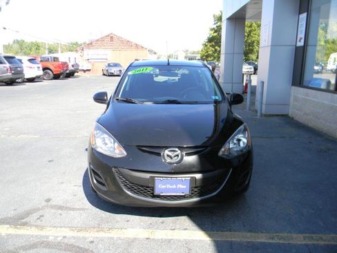 Used 2011 MAZDA MAZDA2 Sport image 3