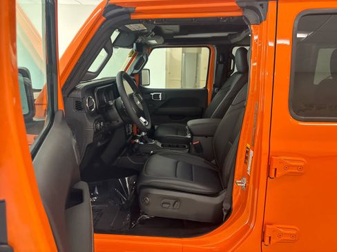 New 2025 Jeep Wrangler Unlimited Sahara image 13