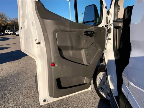 Used 2024 Ford Transit 350 XLT image 19