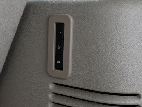 Used 2016 Lincoln Navigator Select image 45