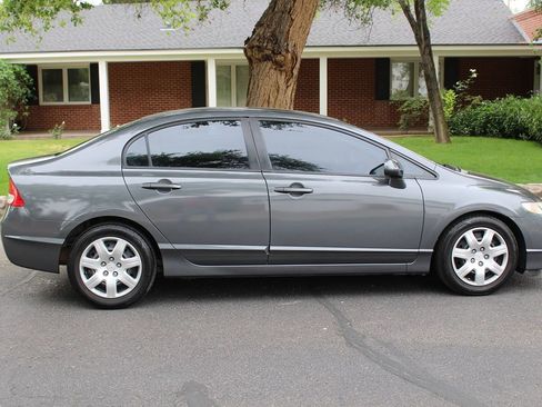 Used 2010 Honda Civic LX image 3