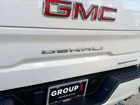 Used 2022 GMC Sierra 1500 Denali w/ Denali Reserve Package AWD/4WD image 30