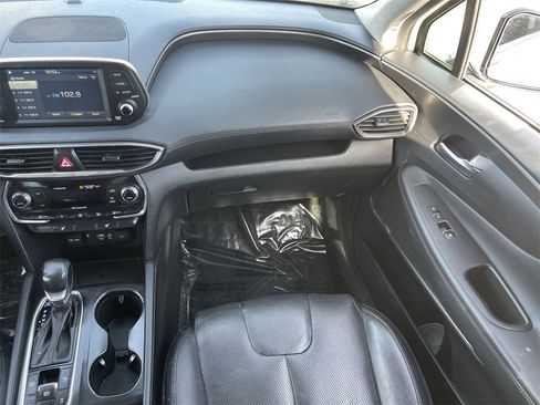 Used 2020 Hyundai Santa Fe SEL image 15