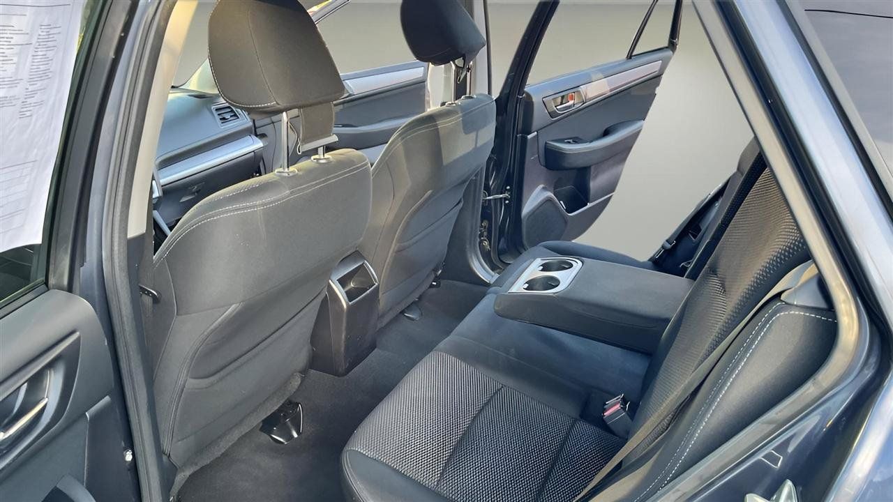 Used 2016 Subaru Outback 2.5i Premium AWD/4WD image 20