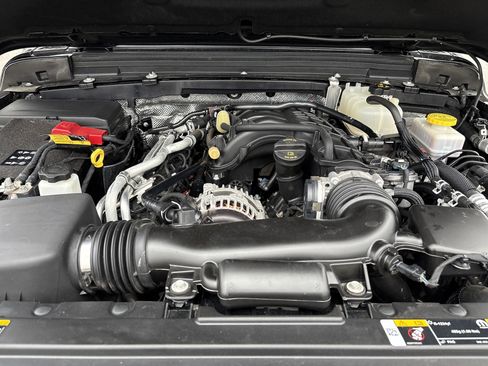 Certified 2024 Jeep Wrangler Unlimited Rubicon image 34