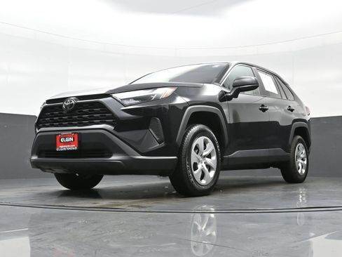 Used 2024 Toyota RAV4 LE image 26
