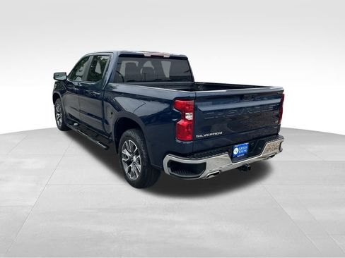 Used 2023 Chevrolet Silverado 1500 LT AWD/4WD image 4