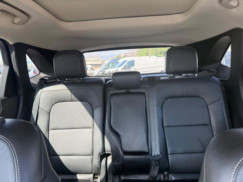 Used 2020 Ford Escape Titanium AWD/4WD image 16