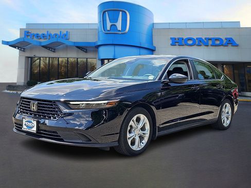 Used 2024 Honda Accord LX image 3