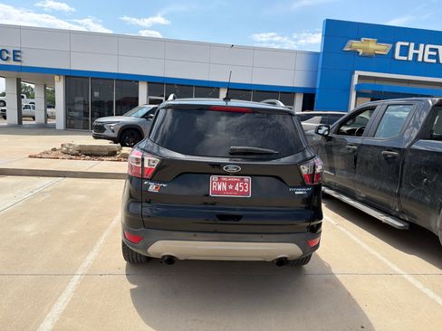 Used 2018 Ford Escape Titanium w/ Ford Safe & Smart Package AWD/4WD image 5