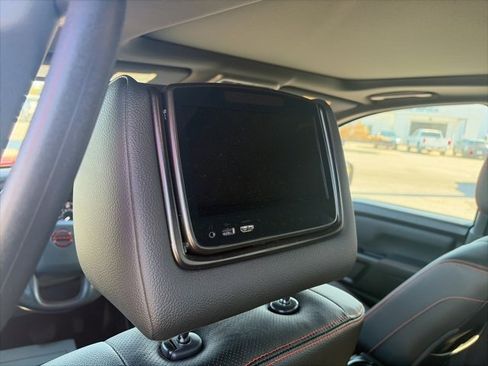 Used 2024 Nissan Titan PRO-4X w/ Pro-4x Convenience Package image 13