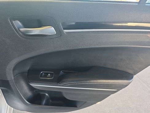 Used 2021 Chrysler 300 S image 20