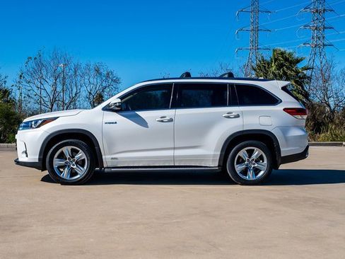 Used 2018 Toyota Highlander Limited image 5